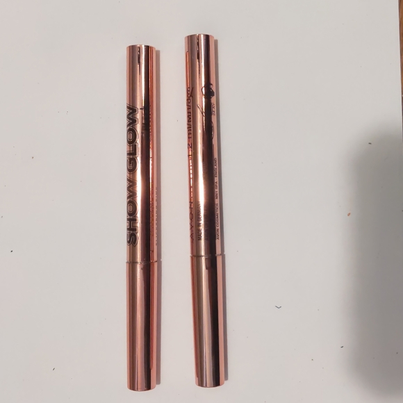 Avon Show Glow Glitter Flix Stick - Picture 2 of 6